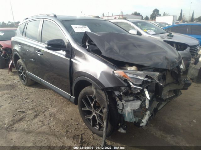 Photo 0 VIN: JTMNFREV7JJ747457 - TOYOTA RAV4 