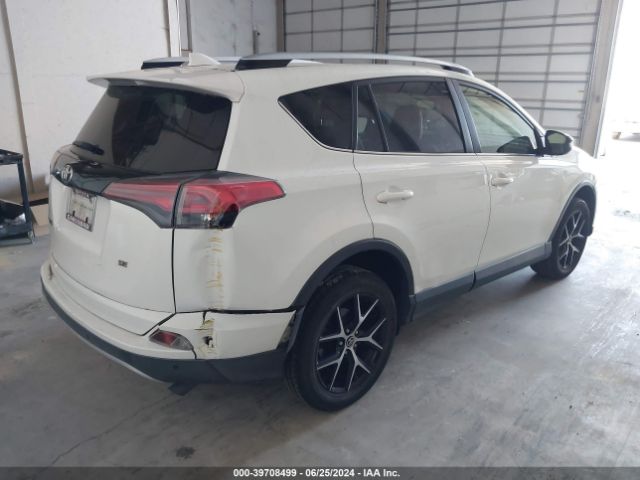 Photo 3 VIN: JTMNFREV9GJ065687 - TOYOTA RAV4 