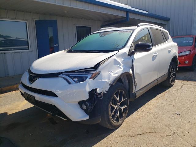 Photo 1 VIN: JTMNFREVXJJ178345 - TOYOTA RAV4 SE 