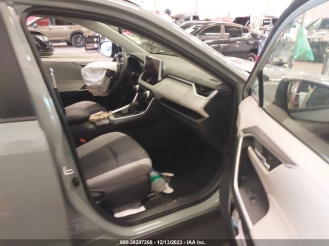 Photo 4 VIN: JTMP1RFV0PD096346 - TOYOTA RAV4 