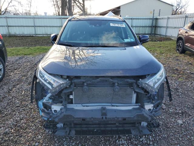 Photo 4 VIN: JTMP1RFV1KD034138 - TOYOTA RAV4 XLE 