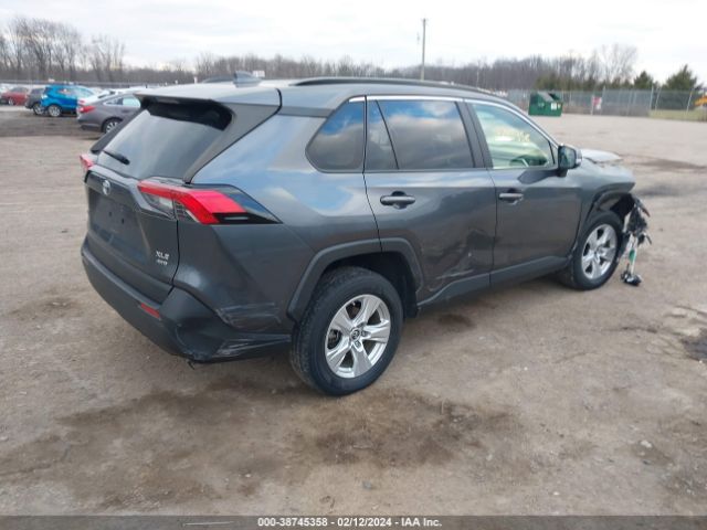 Photo 3 VIN: JTMP1RFV1KD505396 - TOYOTA RAV4 