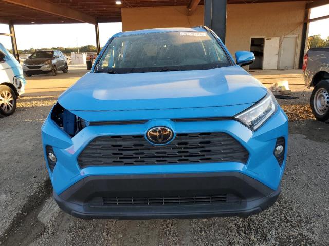 Photo 4 VIN: JTMP1RFV1KD506287 - TOYOTA RAV4 XLE 