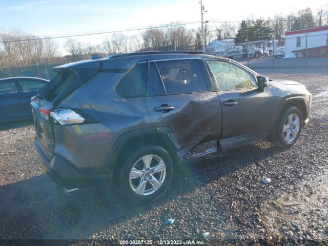 Photo 3 VIN: JTMP1RFV2KD039316 - TOYOTA RAV4 