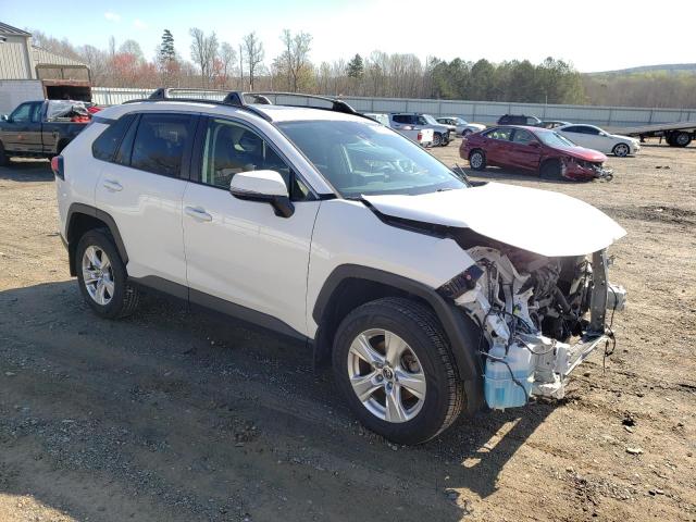 Photo 3 VIN: JTMP1RFV3KD009970 - TOYOTA RAV4 XLE 