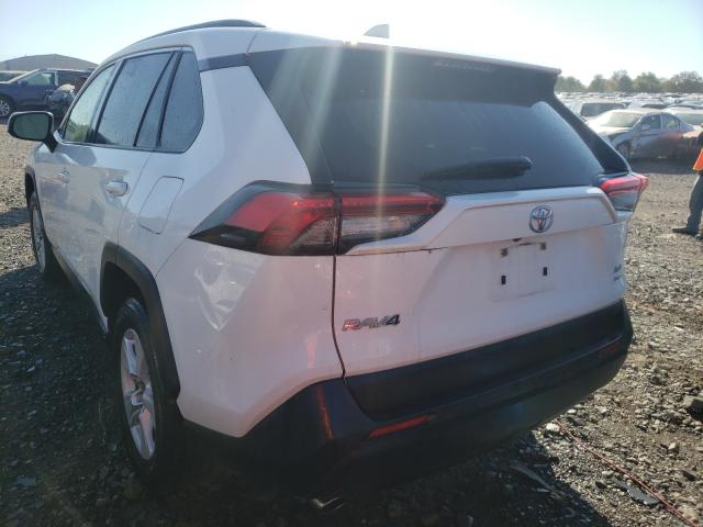 Photo 2 VIN: JTMP1RFV3KD046808 - TOYOTA RAV4 XLE 