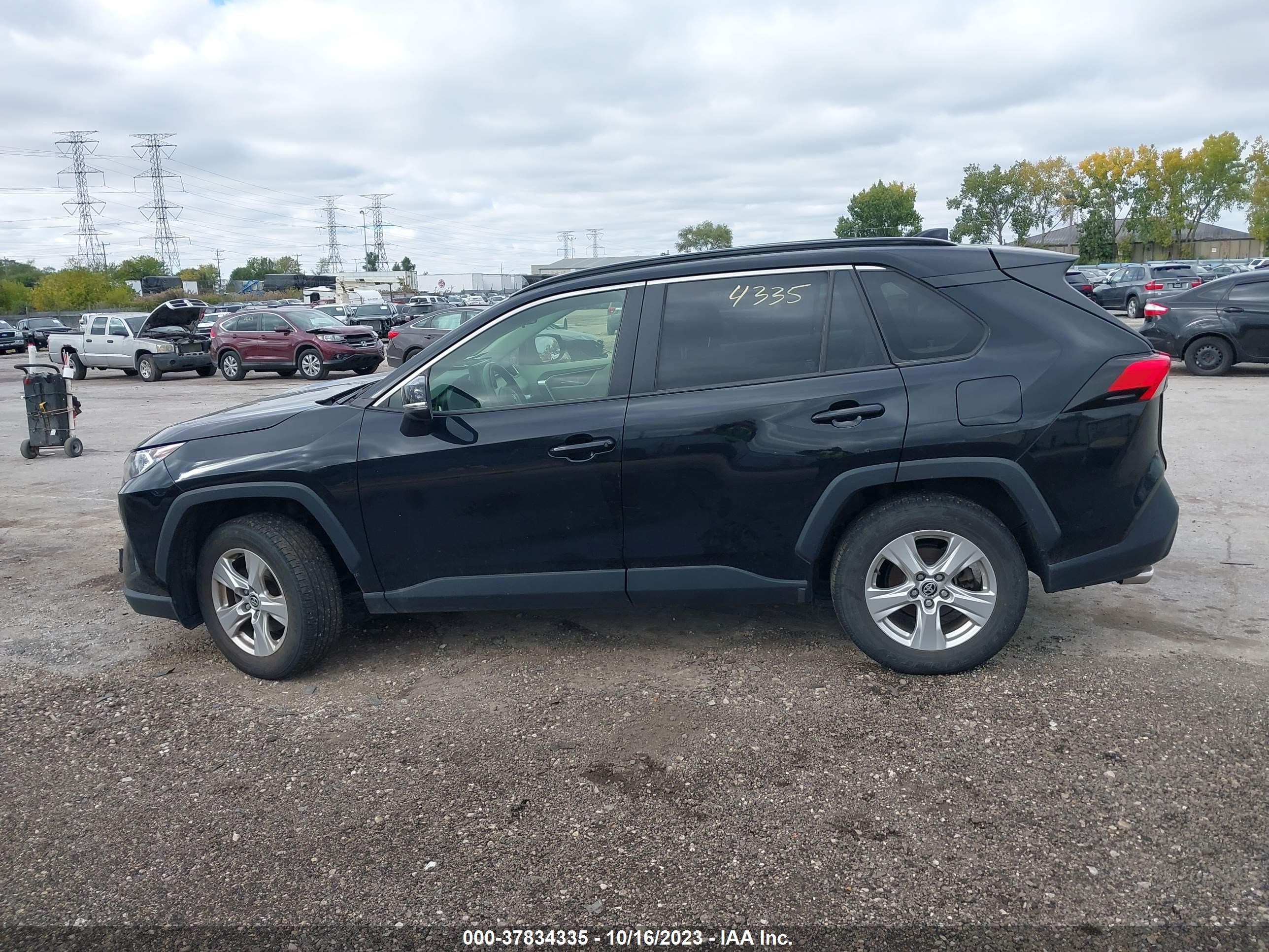 Photo 13 VIN: JTMP1RFV3MD074076 - TOYOTA RAV 4 