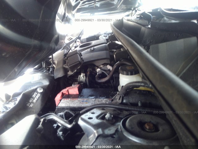 Photo 9 VIN: JTMP1RFV4KD506347 - TOYOTA RAV4 