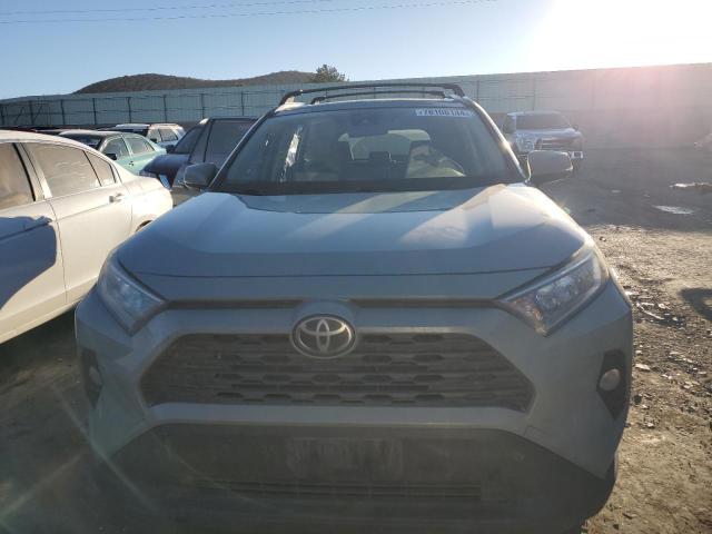 Photo 4 VIN: JTMP1RFV5KD029279 - TOYOTA RAV4 XLE 