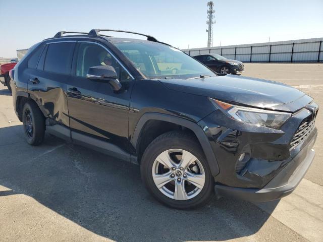 Photo 3 VIN: JTMP1RFV7KD026948 - TOYOTA RAV4 XLE 