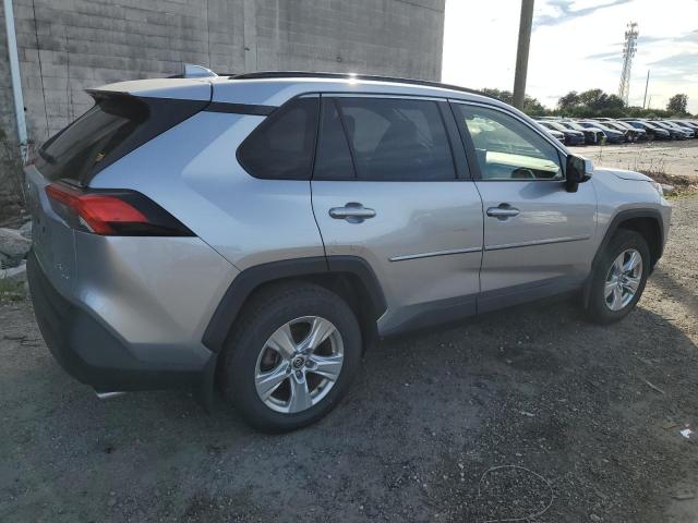 Photo 2 VIN: JTMP1RFV7LJ026953 - TOYOTA RAV4 XLE 