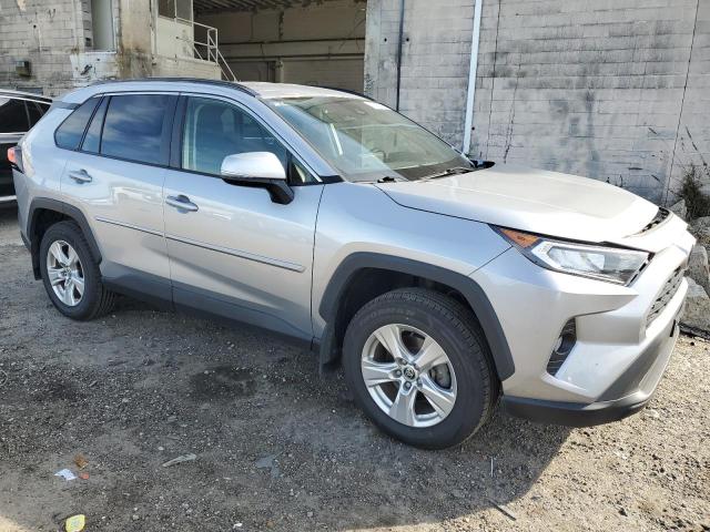 Photo 3 VIN: JTMP1RFV7LJ026953 - TOYOTA RAV4 XLE 