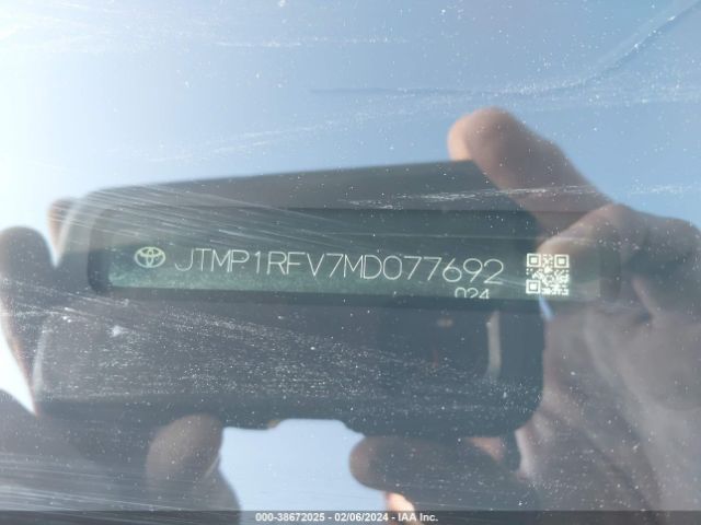 Photo 8 VIN: JTMP1RFV7MD077692 - TOYOTA RAV4 