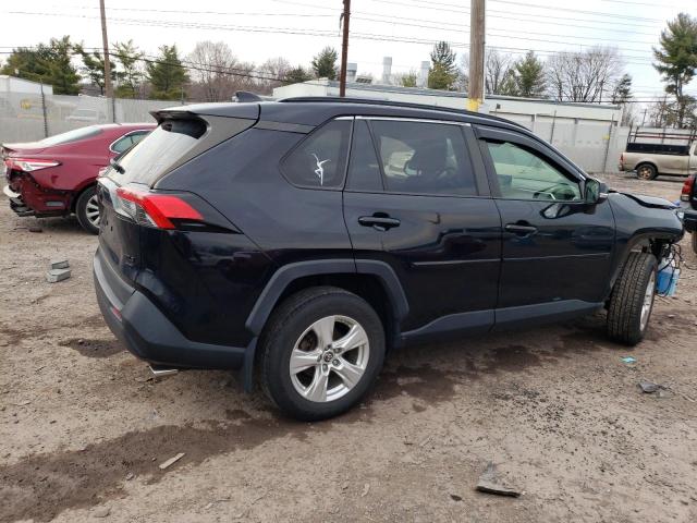 Photo 2 VIN: JTMP1RFV8KD033388 - TOYOTA RAV4 XLE 