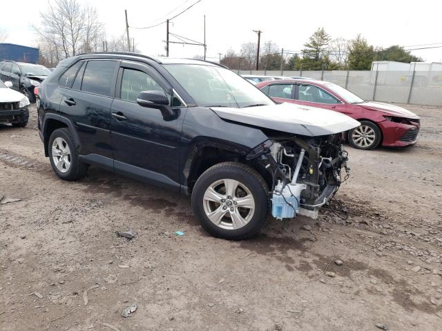 Photo 3 VIN: JTMP1RFV8KD033388 - TOYOTA RAV4 XLE 