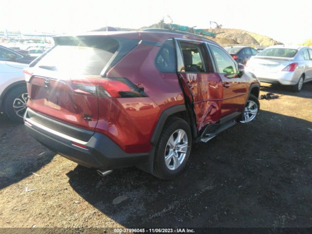 Photo 3 VIN: JTMP1RFV8MD077331 - TOYOTA RAV4 