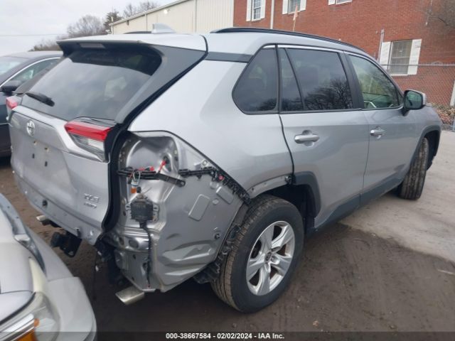 Photo 3 VIN: JTMP1RFV9KD042133 - TOYOTA RAV4 