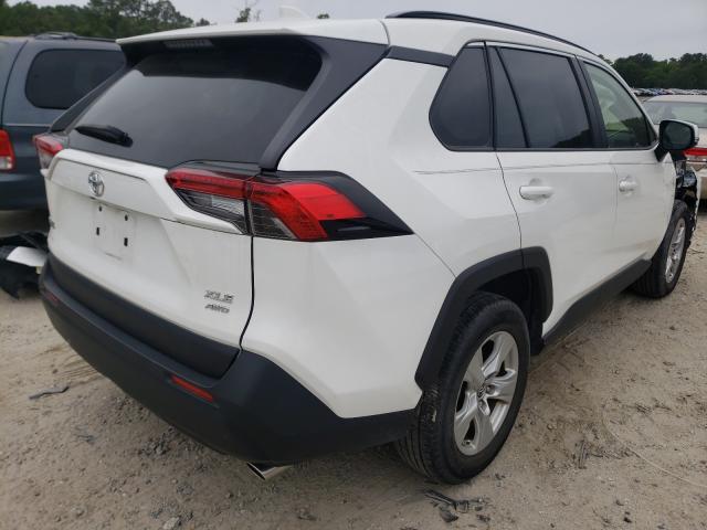 Photo 3 VIN: JTMP1RFVXKD018813 - TOYOTA RAV4 XLE 