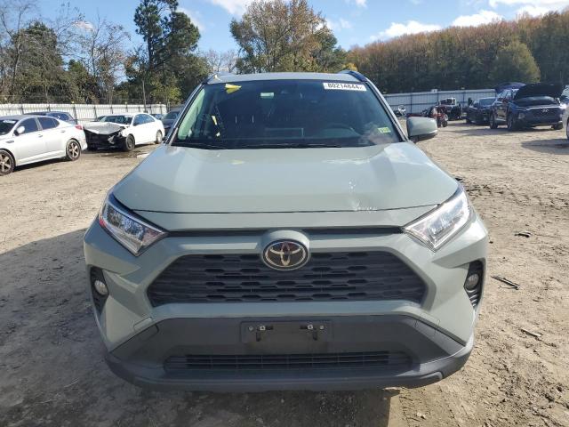 Photo 4 VIN: JTMP1RFVXMD078223 - TOYOTA RAV4 XLE 