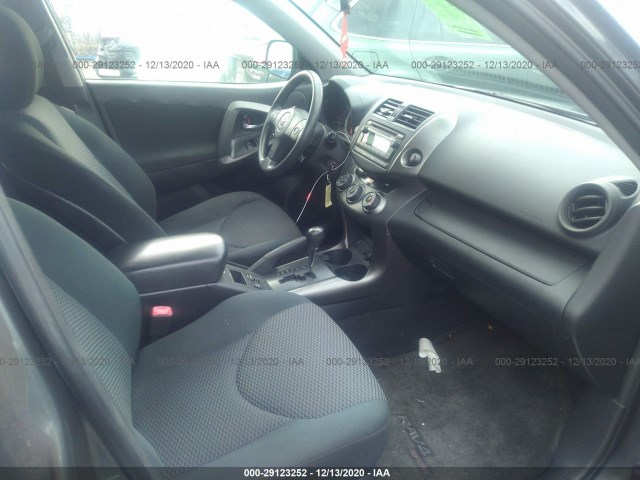 Photo 4 VIN: JTMRF4DV1C5056135 - TOYOTA RAV4 