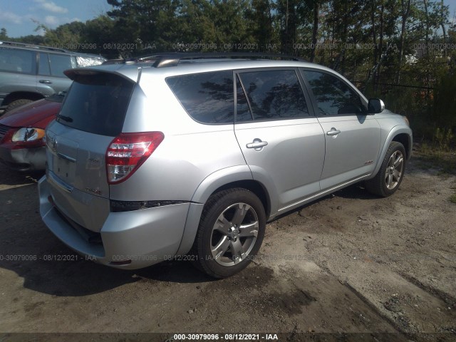 Photo 3 VIN: JTMRF4DV4B5040770 - TOYOTA RAV4 