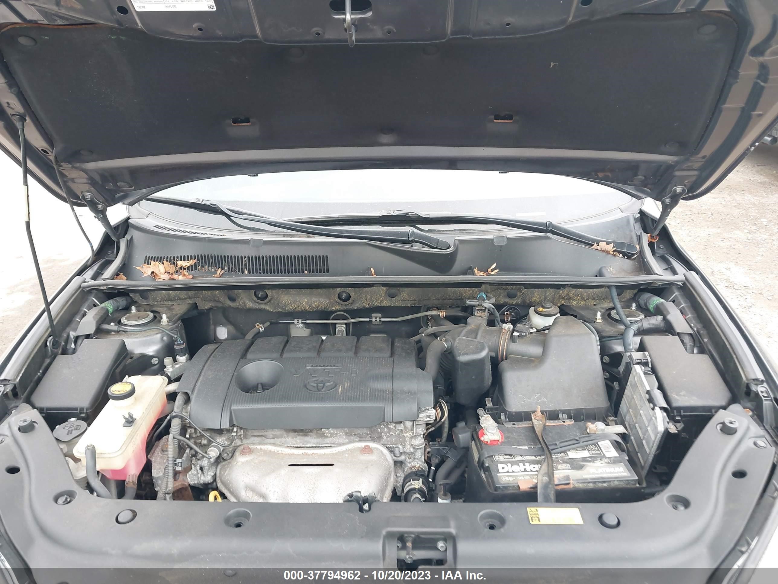 Photo 9 VIN: JTMRF4DV4B5043801 - TOYOTA RAV 4 