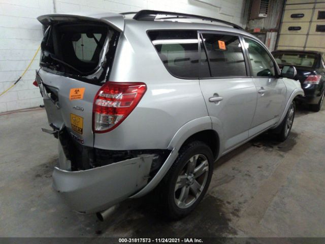 Photo 3 VIN: JTMRF4DV5B5038428 - TOYOTA RAV4 