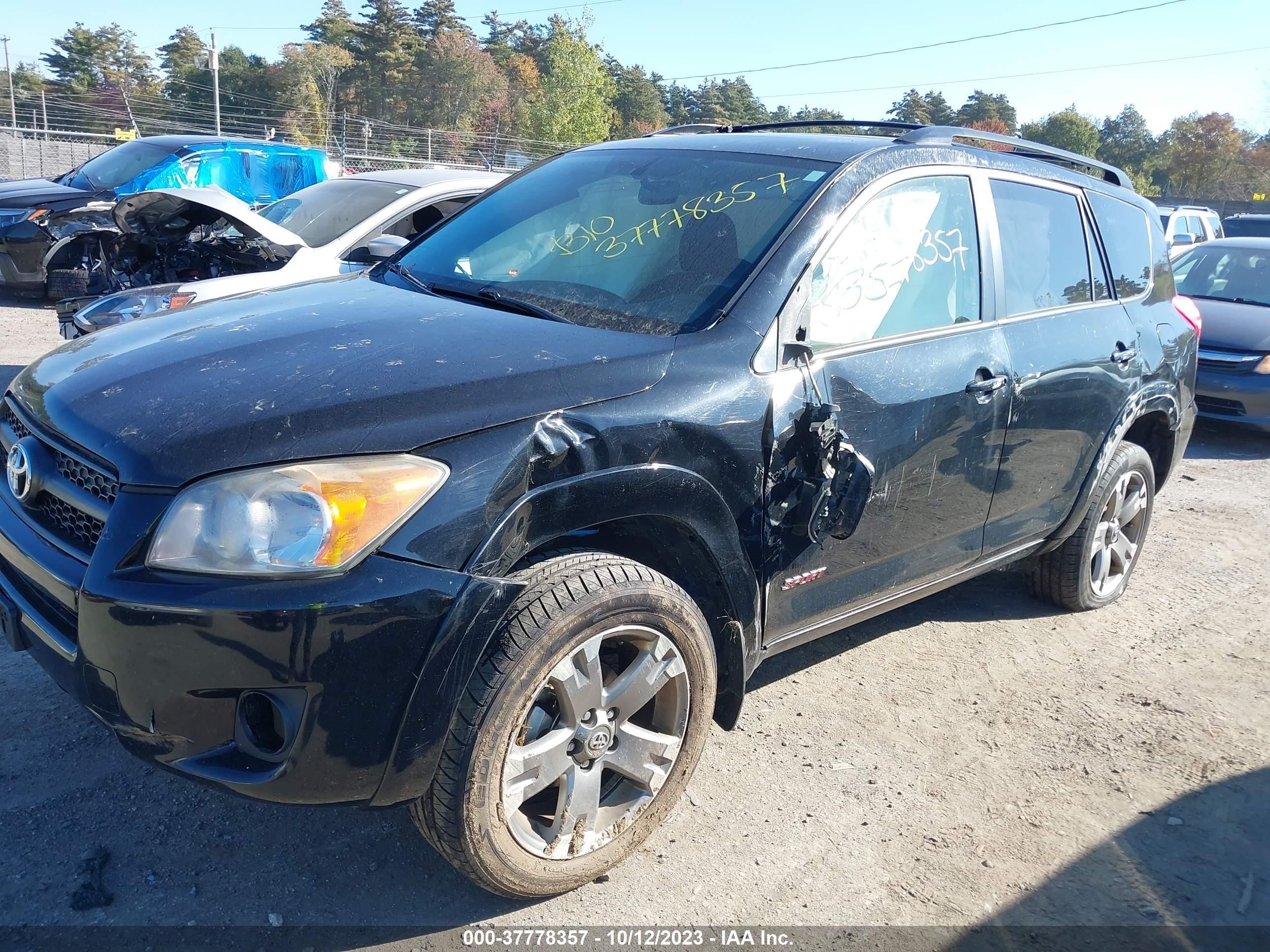 Photo 12 VIN: JTMRF4DV5C5052878 - TOYOTA RAV 4 