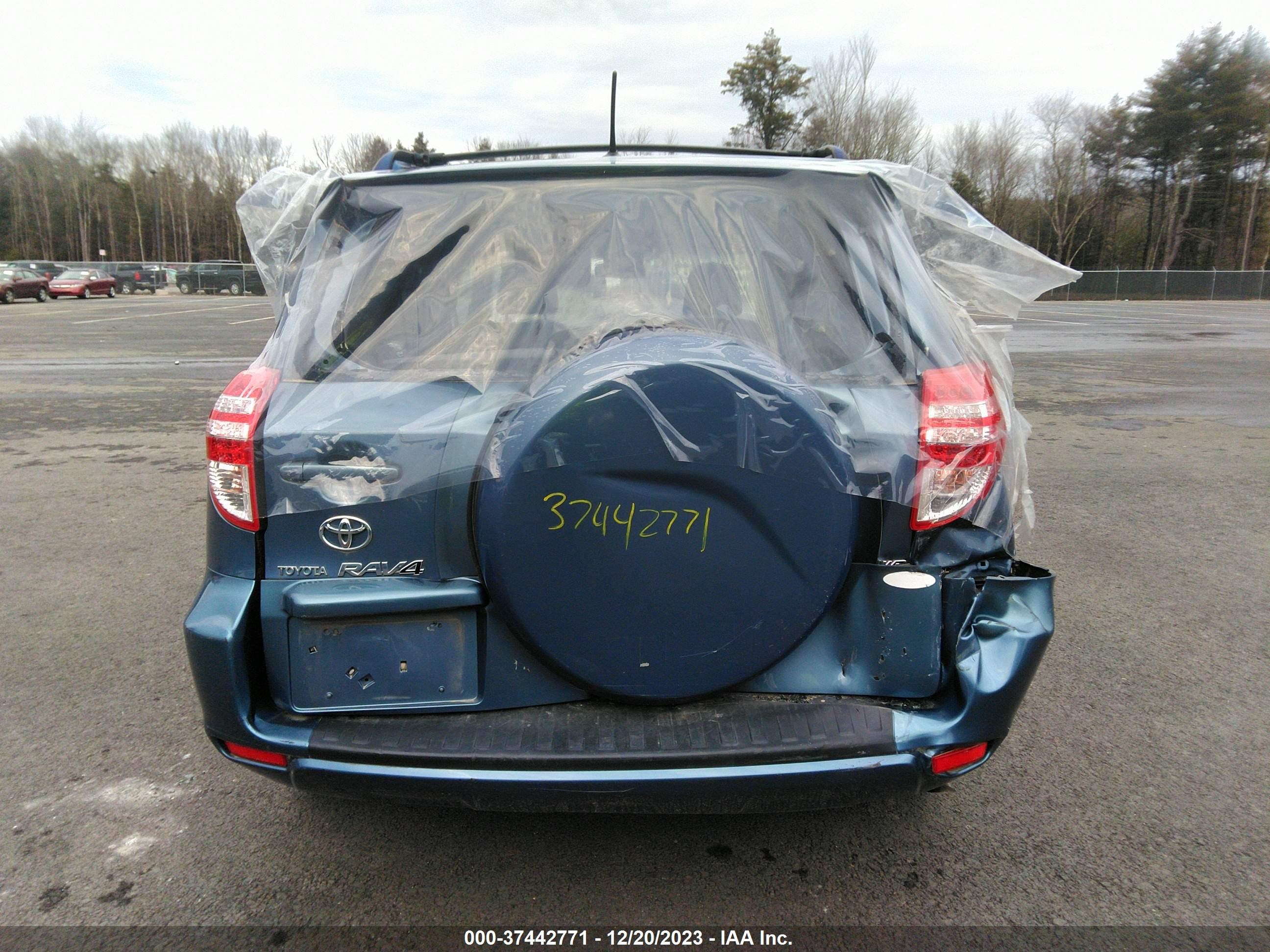 Photo 15 VIN: JTMRF4DV7A5032371 - TOYOTA RAV 4 