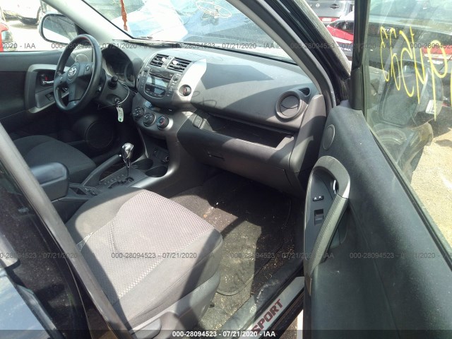 Photo 4 VIN: JTMRF4DV7A5036212 - TOYOTA RAV4 