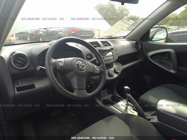 Photo 4 VIN: JTMRF4DV8AD026441 - TOYOTA RAV4 