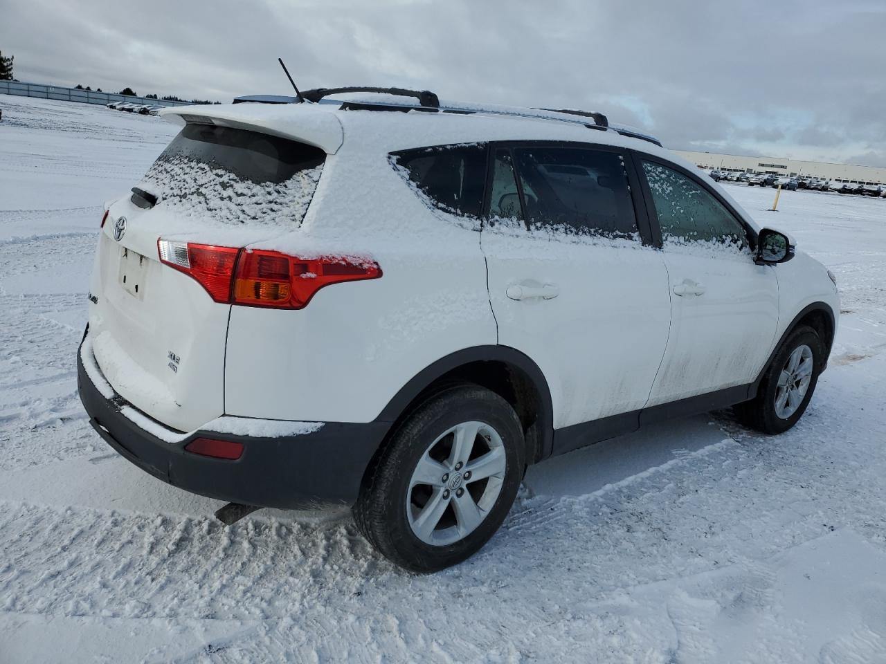 Photo 2 VIN: JTMRFREV0D5022023 - TOYOTA RAV 4 