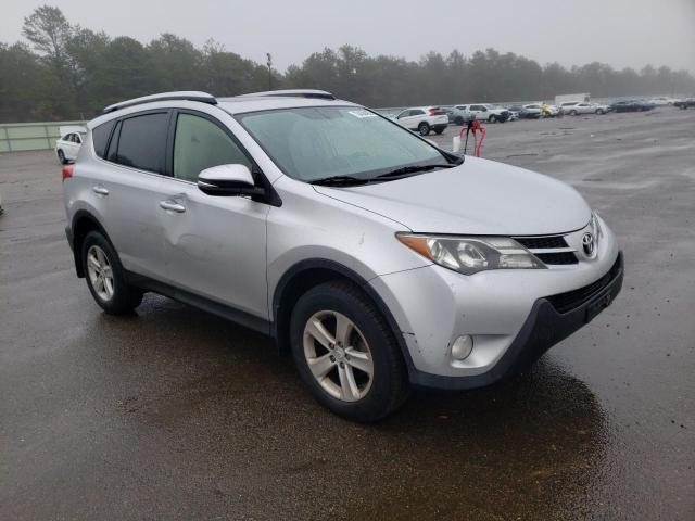 Photo 3 VIN: JTMRFREV0DD012131 - TOYOTA RAV4 XLE 