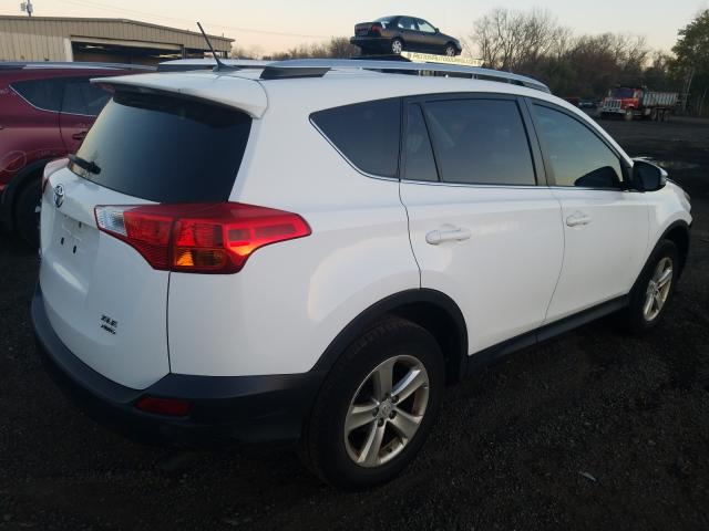 Photo 3 VIN: JTMRFREV0ED047169 - TOYOTA RAV4 XLE 