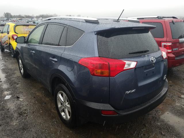 Photo 2 VIN: JTMRFREV0ED090975 - TOYOTA RAV4 XLE 