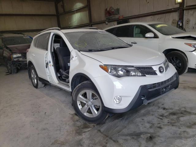 Photo 3 VIN: JTMRFREV0EJ003951 - TOYOTA RAV4 XLE 