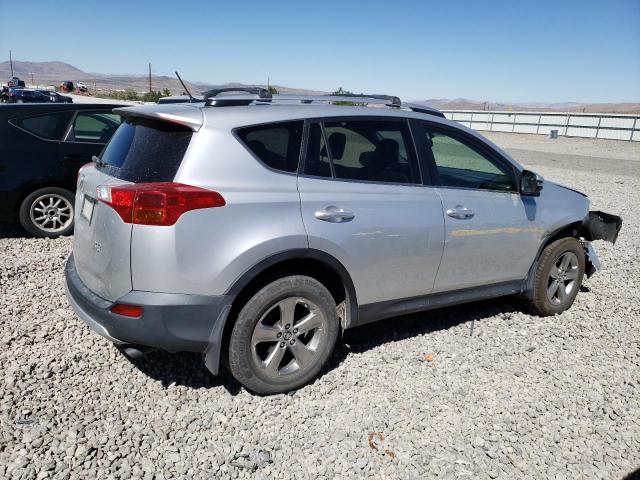 Photo 2 VIN: JTMRFREV0FD141540 - TOYOTA RAV4 XLE 