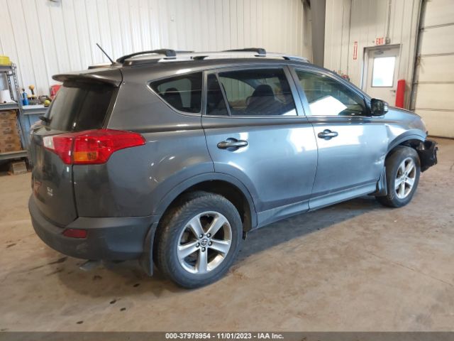 Photo 3 VIN: JTMRFREV0FD173212 - TOYOTA RAV4 