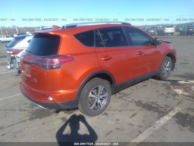 Photo 3 VIN: JTMRFREV0GJ061237 - TOYOTA RAV4 