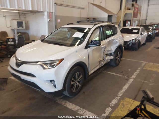 Photo 1 VIN: JTMRFREV0HD208723 - TOYOTA RAV4 