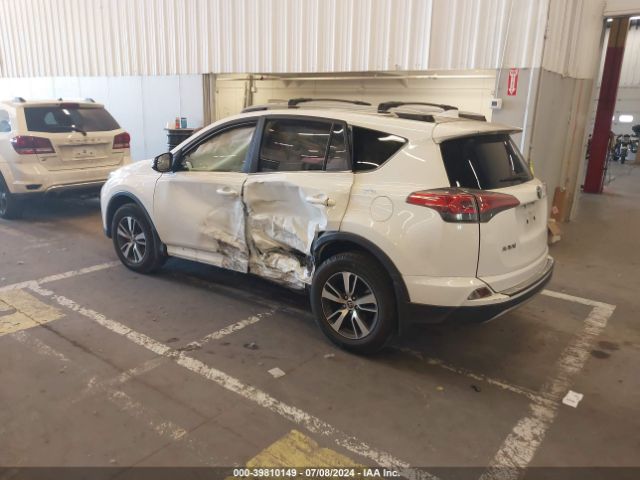 Photo 2 VIN: JTMRFREV0HD208723 - TOYOTA RAV4 