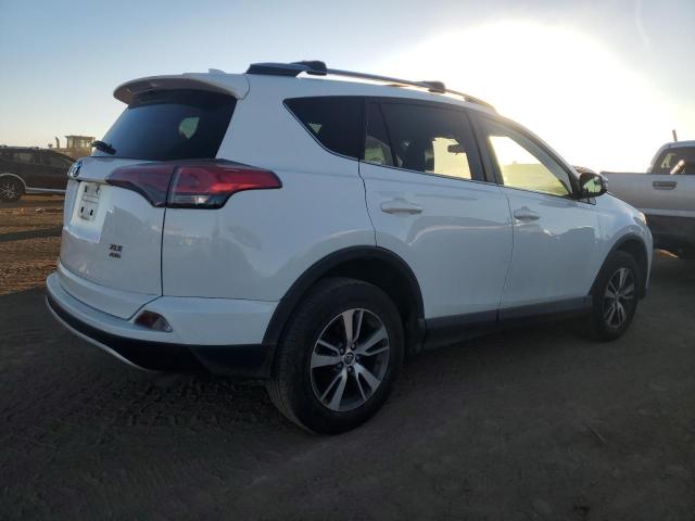 Photo 2 VIN: JTMRFREV0HD209953 - TOYOTA RAV4 