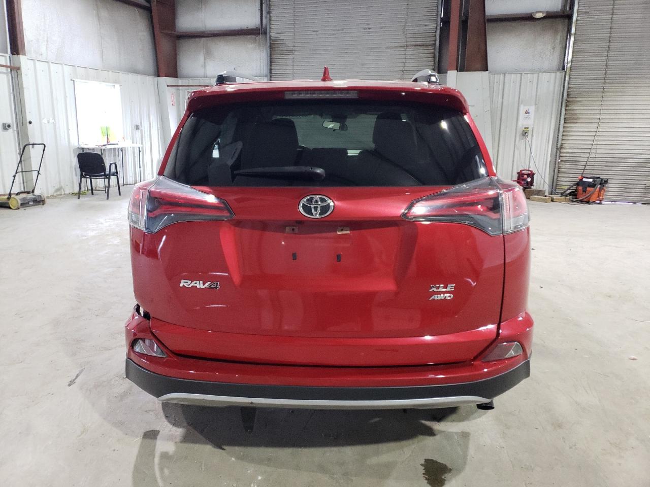 Photo 5 VIN: JTMRFREV0HJ135189 - TOYOTA RAV 4 