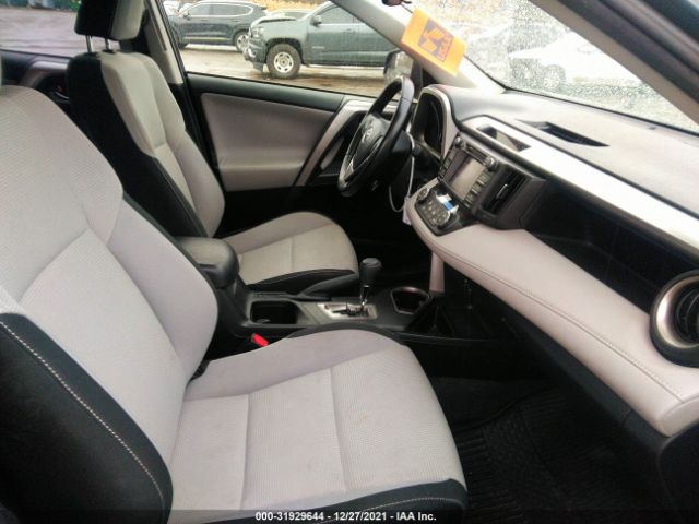 Photo 4 VIN: JTMRFREV0HJ702159 - TOYOTA RAV4 