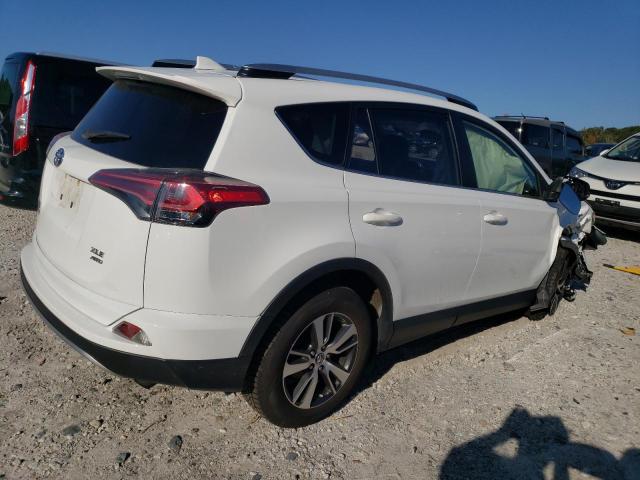 Photo 2 VIN: JTMRFREV0JD235121 - TOYOTA RAV4 