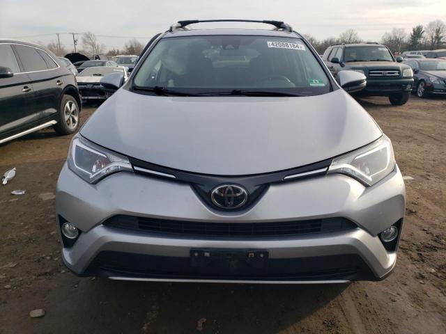 Photo 4 VIN: JTMRFREV0JJ215274 - TOYOTA RAV4 