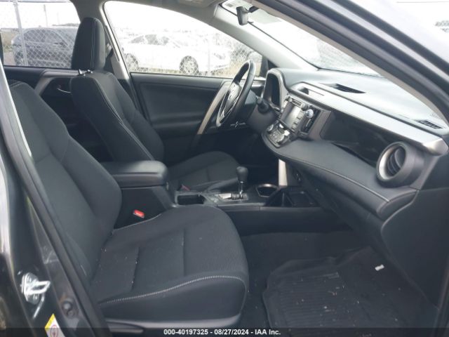 Photo 4 VIN: JTMRFREV0JJ239557 - TOYOTA RAV4 