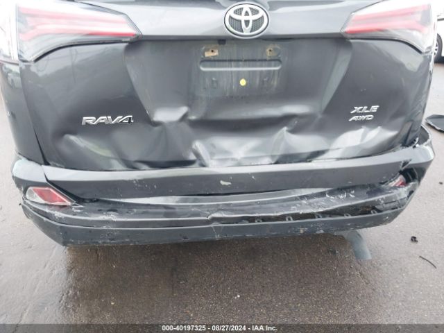 Photo 5 VIN: JTMRFREV0JJ239557 - TOYOTA RAV4 