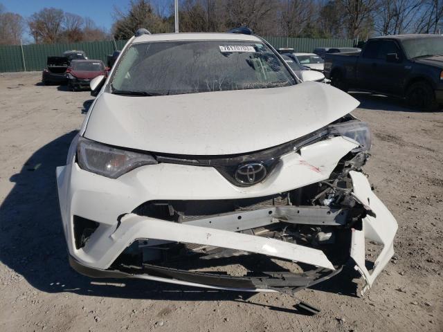 Photo 4 VIN: JTMRFREV0JJ743686 - TOYOTA RAV4 