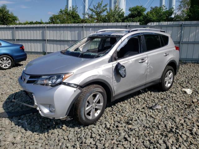 Photo 0 VIN: JTMRFREV1D5000323 - TOYOTA RAV4 XLE 